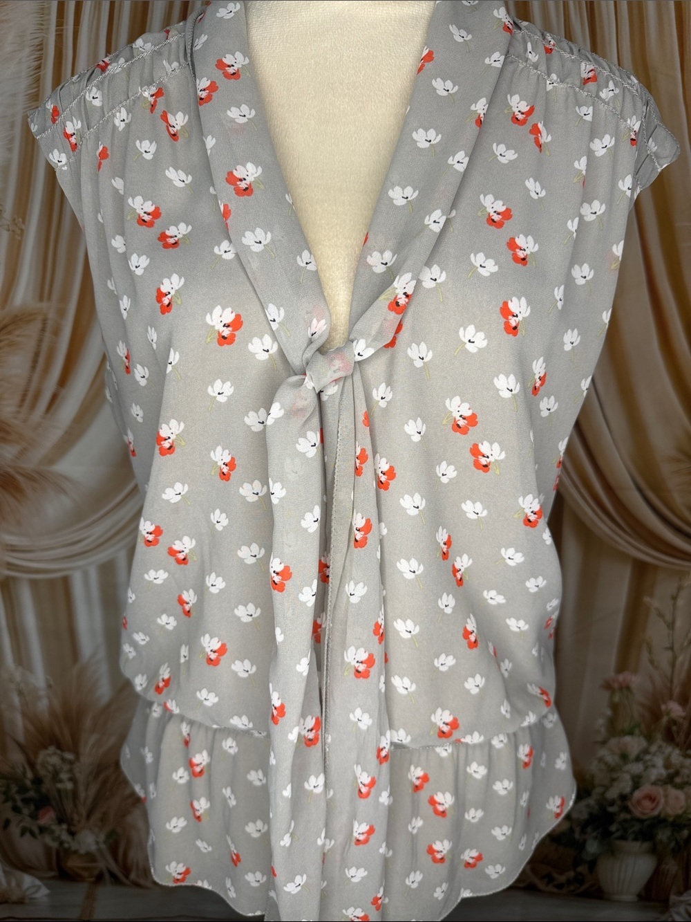 Max Studio Gray Floral Tie-Neck Blouse with White and Red Blossoms